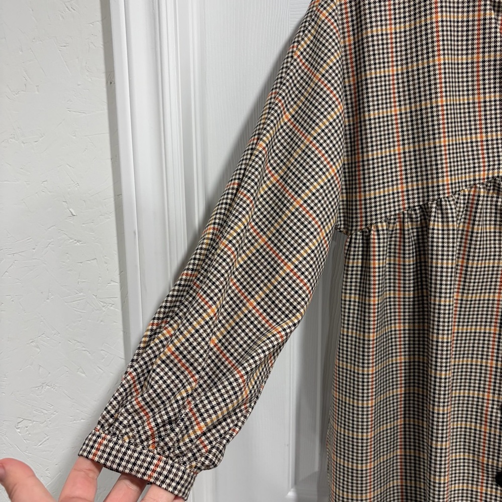 Zara Plaid Button-Up Dress with Black Buttons and Cuffed Wrists Size Medium - Picture 3 of 10